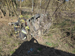 Két személygépkocsi ütközött össze