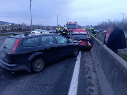 A törökbálinti és a budaörsi tűzoltók végezték a műszaki mentési feladatokat