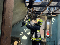 Családi ház égett Ócsán