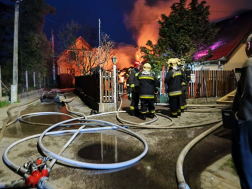 Teljes egészében égett egy lakóház Pomázon