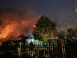 Húsz négyzetméteres melléképület kapott lángra