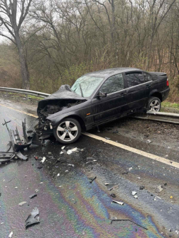 Egy személygépjármű és egy tehergépkocsi ütközött össze 