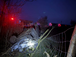 Felborult egy személygépkocsi