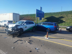 A tűzoltók megszüntették a forgalmi akadályt