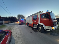 A tűzoltók átvizsgálták az épületet