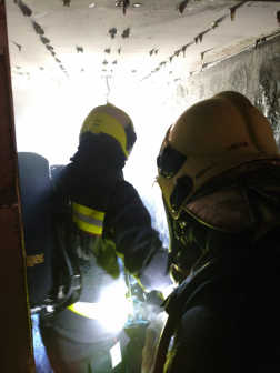 Az ingatlan egyik helyiségében keletkezett a tűz