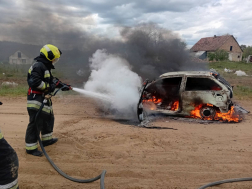 Autó égett Bag külterületén