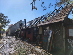 A tűzoltók átvizsgálták az épületet