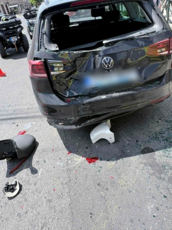 Motorkerékpáros és egy személygépkocsi ütközött össze