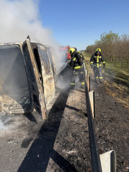 A motortérben keletkezett a tűz