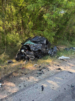Az összetört autók forgalmi akadályt okoztak