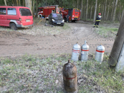 A tüzet a ceglédi, a monori, a délegyházai, gyömrői tűzoltók oltották el