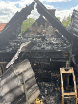 A tűzoltók átvizsgálták a lakóházat