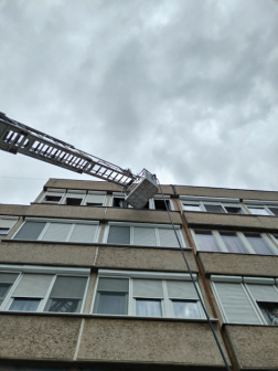 A tűzoltók átvizsgálták a lakóházat