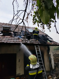 A tűzoltók megakadályozták a lángok továbbterjedését