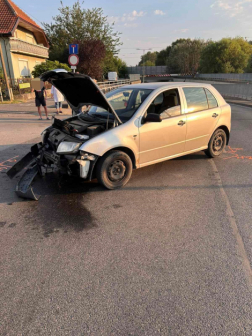 Öt személygépkocsi ütközött össze