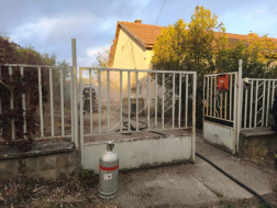 A tűzoltók átvizsgálták a lakóházat