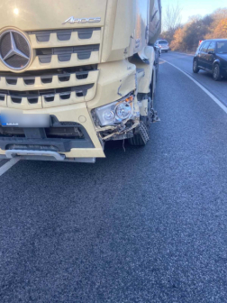 A tűzoltók átvizsgálták a gépkocsikat