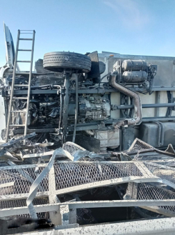 Felborult egy teherautó az M3-as autópályán