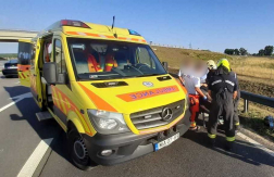 A monri tűzoltók segédkeztek a mentőszolgálat szakembereinek