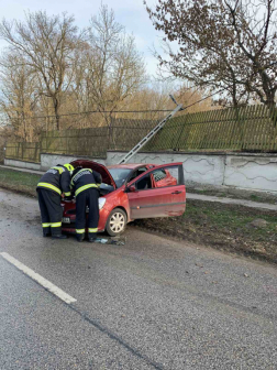 A gödöllői hivatásos tűzoltók végezték a műszaki mentési feladatokat